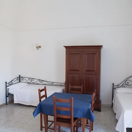 Szálloda Lucy Trani