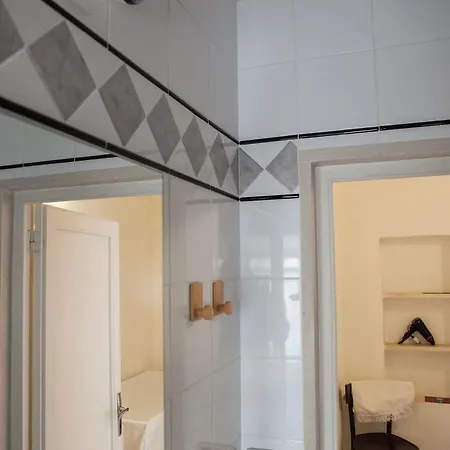 Hotel Lucy