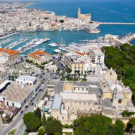Lucy 2* Trani