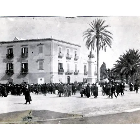 Lucy Szálloda Trani