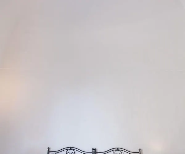 Lucy 酒店 特拉尼